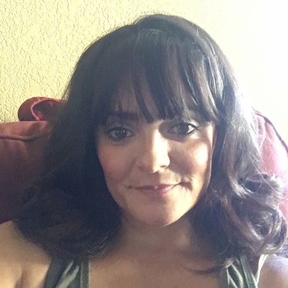 Meet your Posher, Krystal - Picture 1 of 1